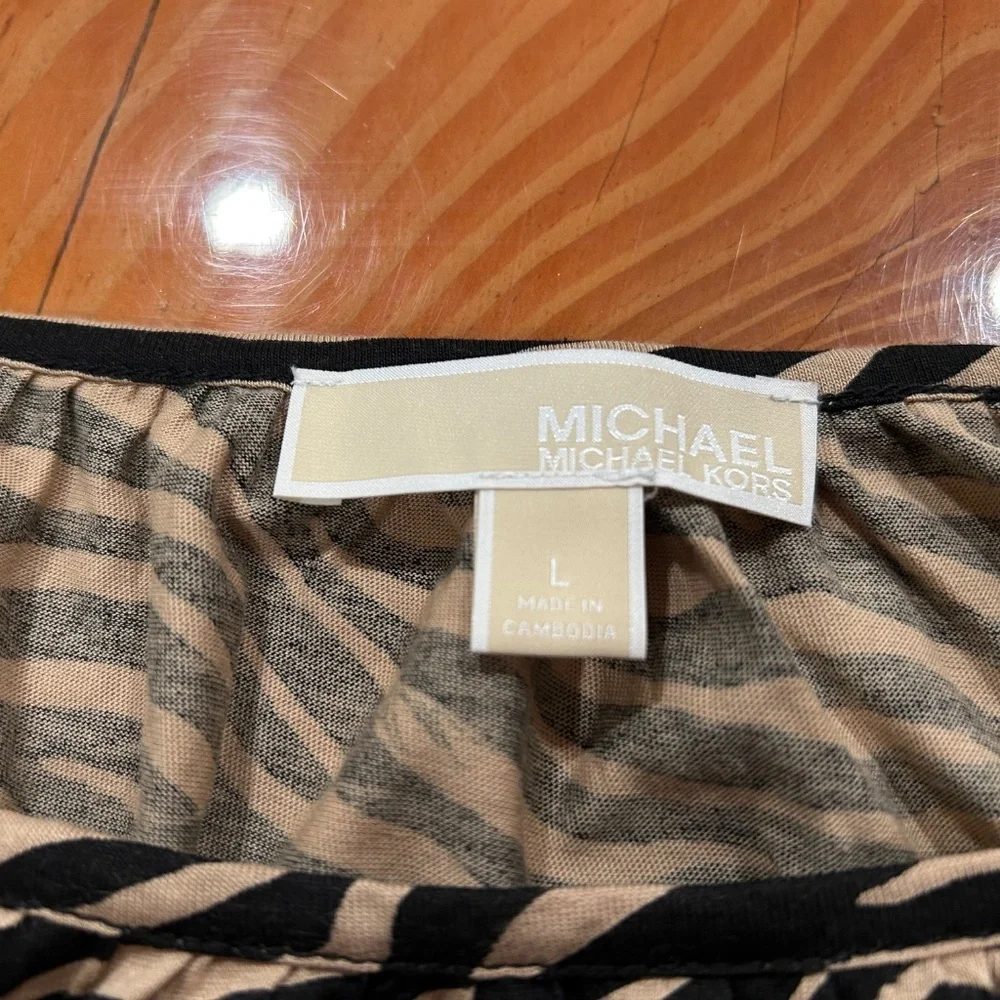 Animal Print  Michael Kors Top Size L - Picture 2 of 9